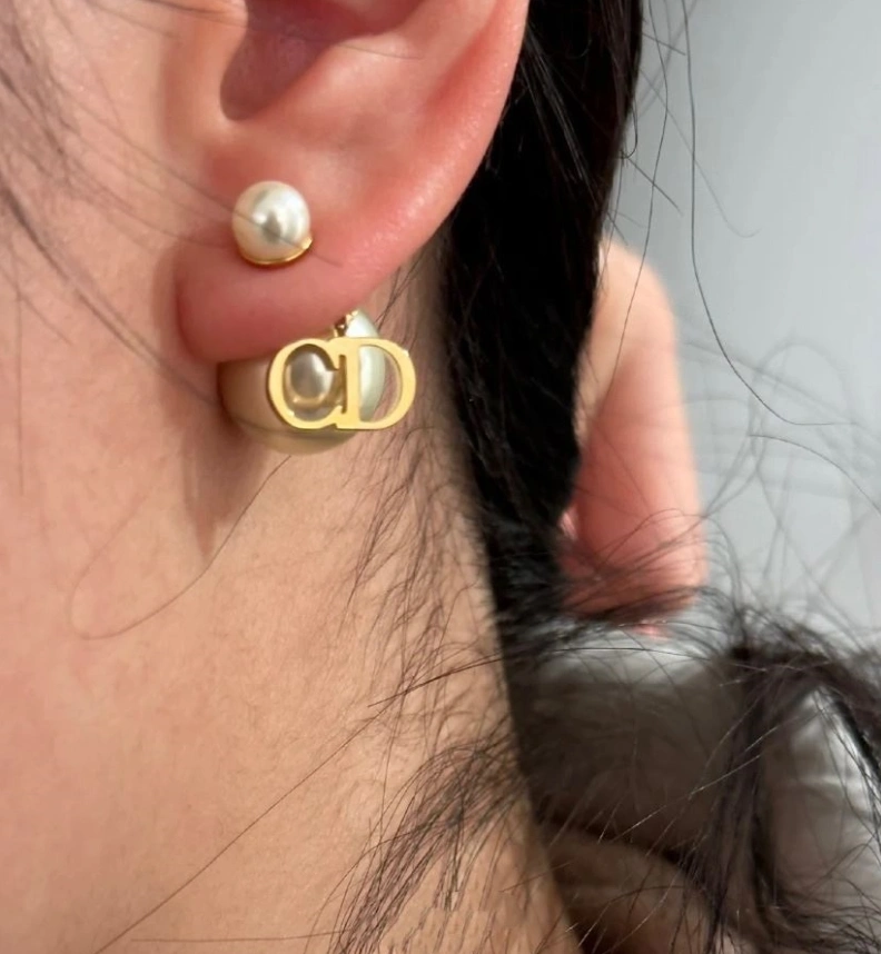 Breathable Christian Dxxr Earrings 293802