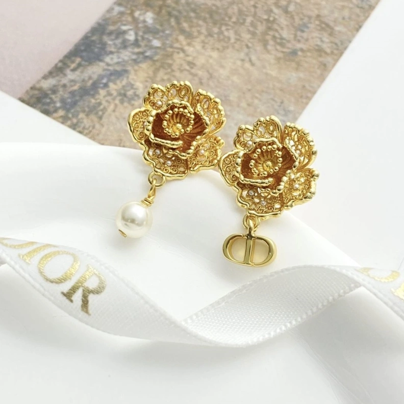 WellDesigned Christian Dxxr Earrings 293801