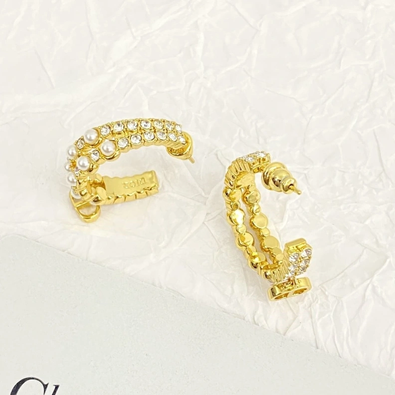 Christian Dxxr Earrings Soft 293800