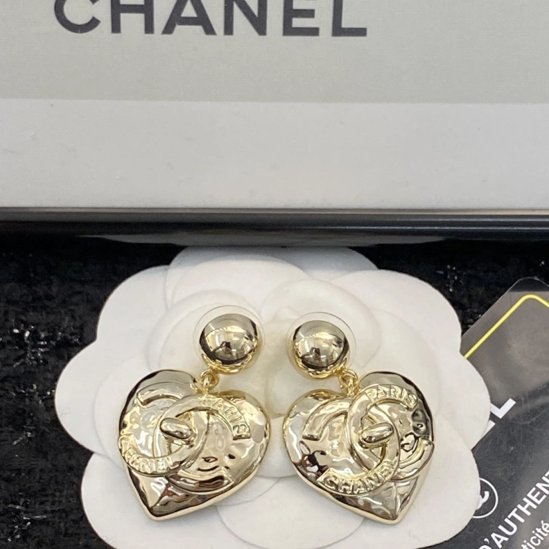 Trendsetting Chxnxl Earrings 287478