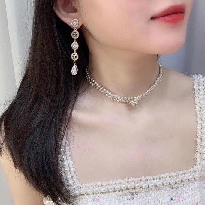 Breathable Chxnxl Earrings 287476