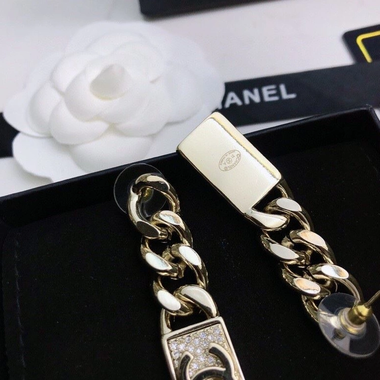 Chxnxl Earrings Sophisticated 287473