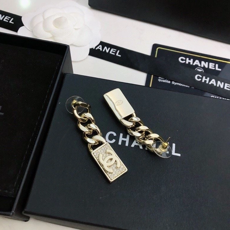 Chxnxl Earrings Sophisticated 287473