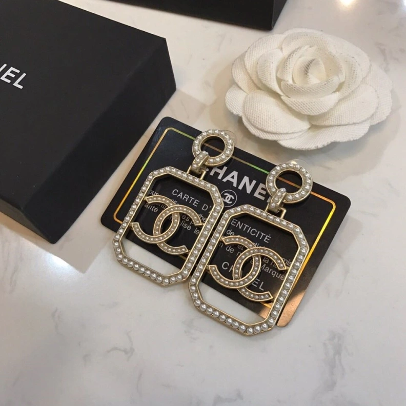 Cozy Chxnxl Earrings 287469
