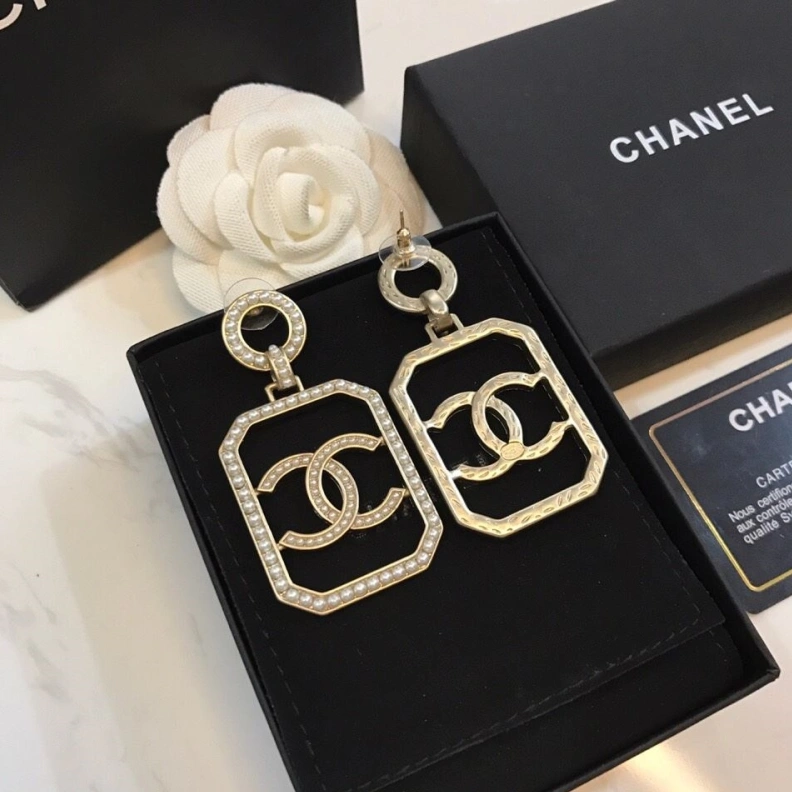 Cozy Chxnxl Earrings 287469