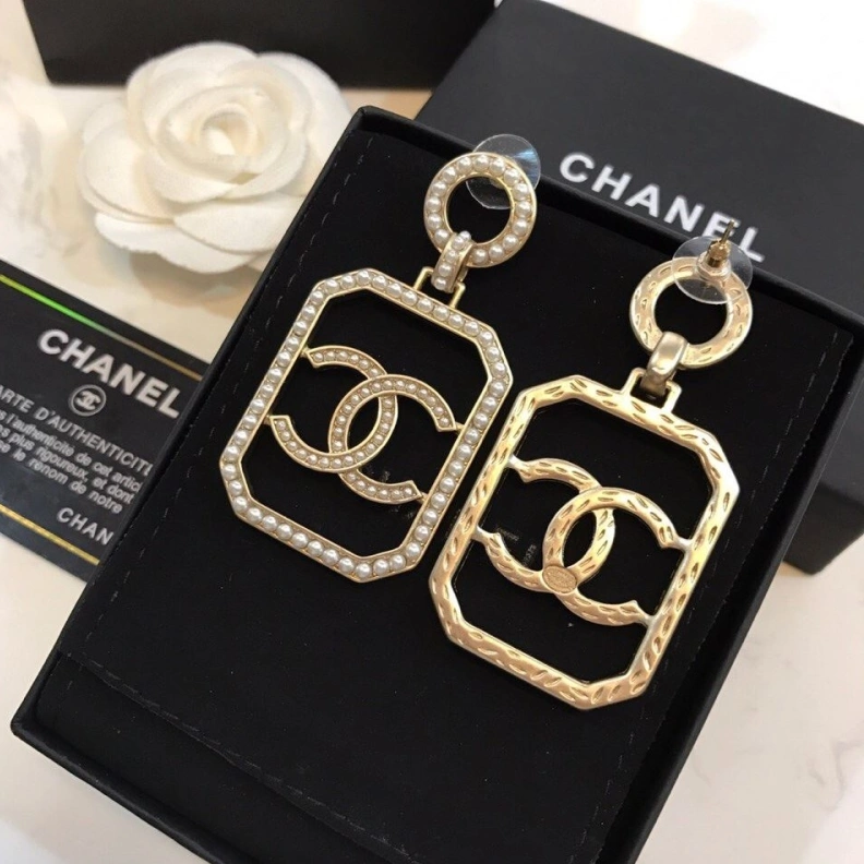 Cozy Chxnxl Earrings 287469