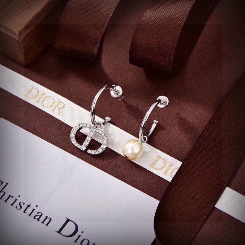 Refined Christian Dxxr Necklaces 294394