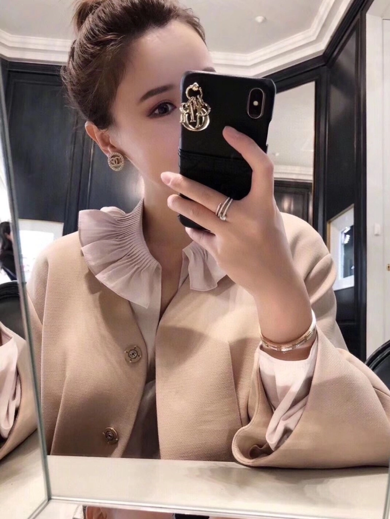 Stylish Chxnxl Earrings 287465
