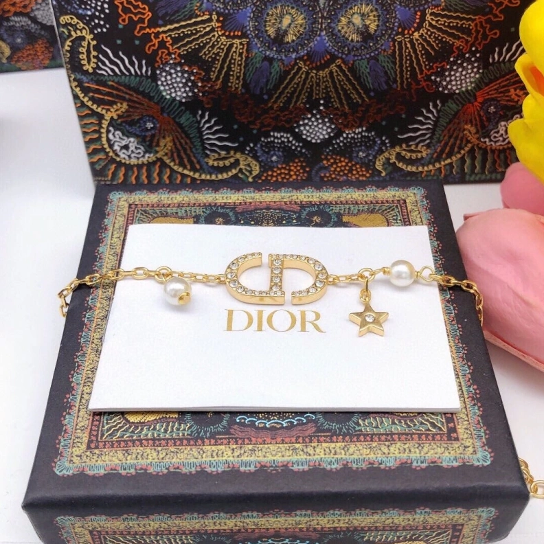 Christian Dxxr Necklaces WellDesigned 294393