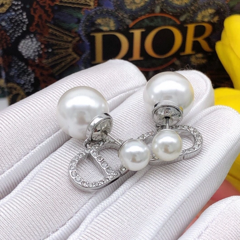 Christian Dxxr Earrings SmartChoice 294530
