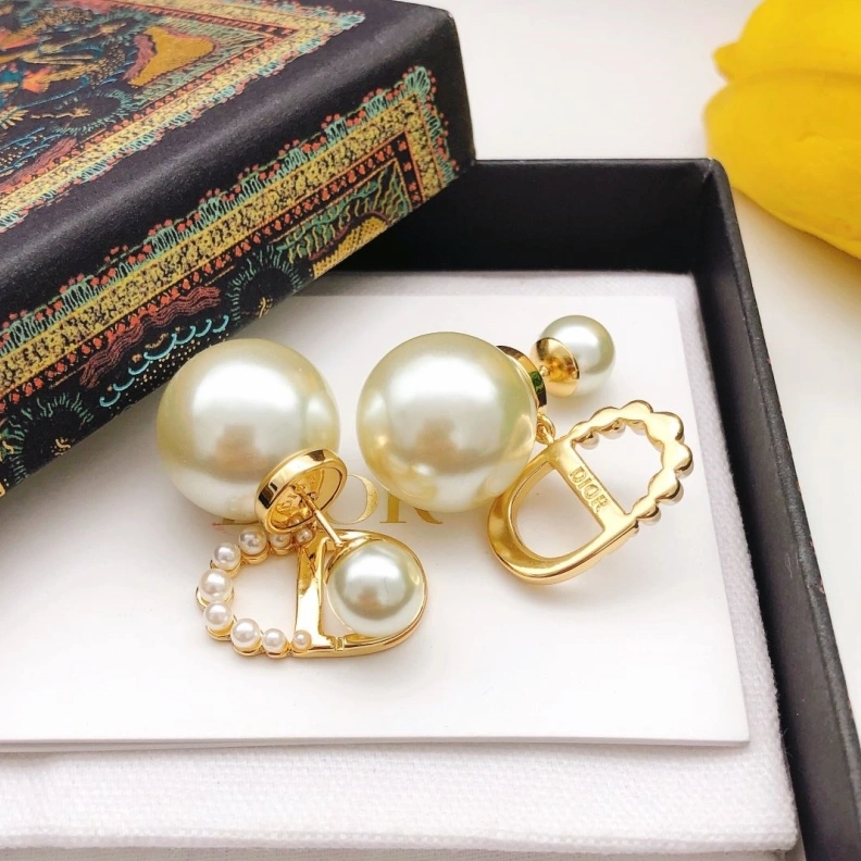 Classic Christian Dxxr Earrings 294529