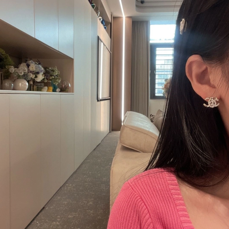 Trendy Chxnxl Earrings 287456