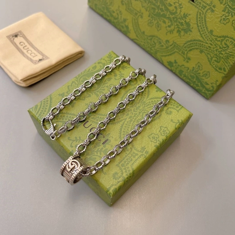 Gxccx Necklaces Affordable 303087