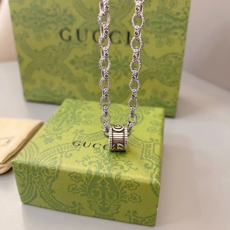Gxccx Necklaces Affordable 303087