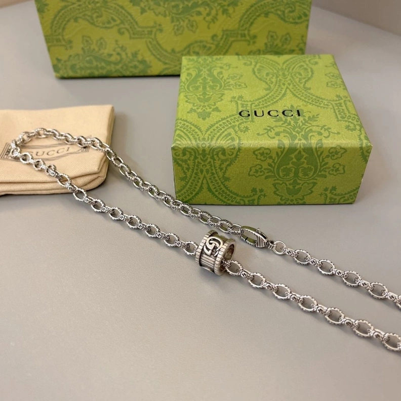 Gxccx Necklaces Affordable 303087