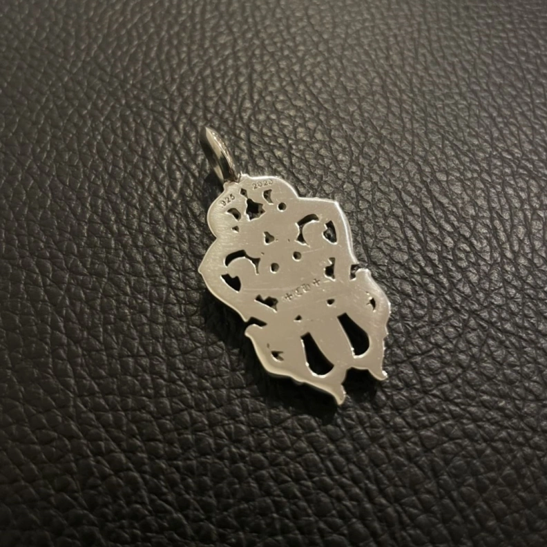 Durable Chrxmx Hxxrts Necklaces 297864
