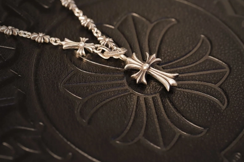 StreetReady Chrxmx Hxxrts Necklaces 297862
