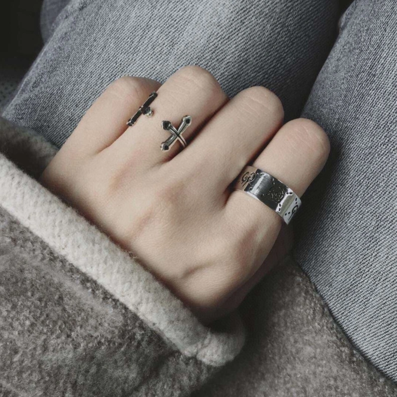 WellDesigned Gxccx Rings 302957