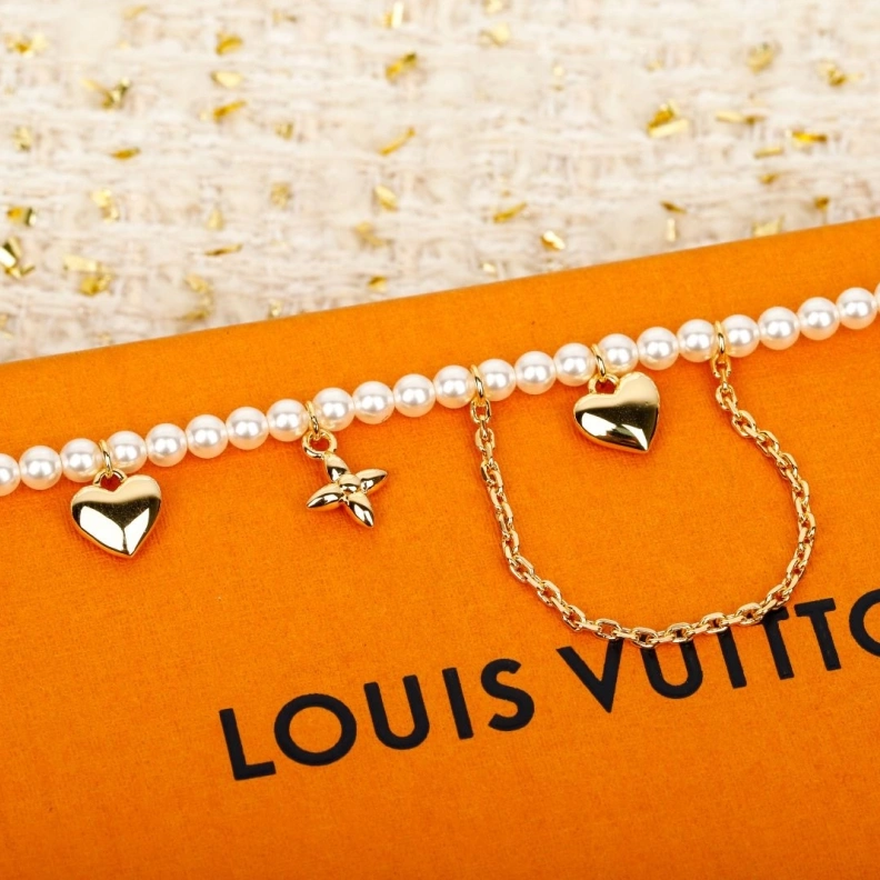 Sleek LX Necklaces 309327
