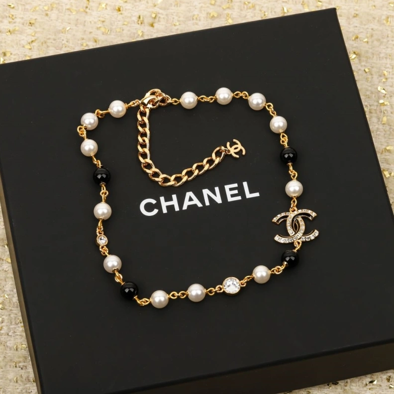 EyeCatching Chxnxl Necklaces 286772
