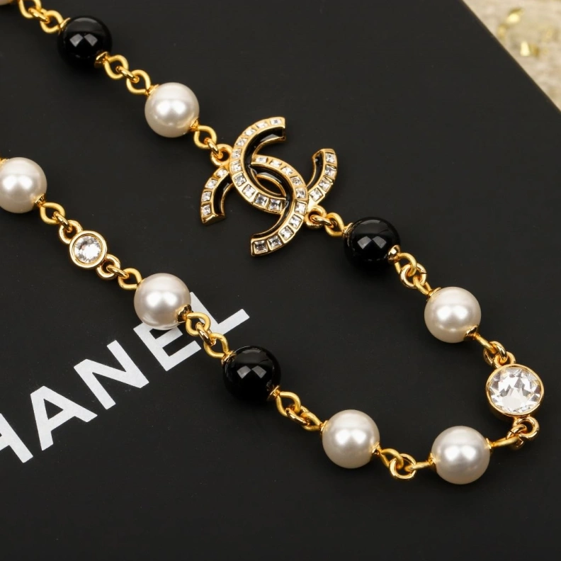 EyeCatching Chxnxl Necklaces 286772