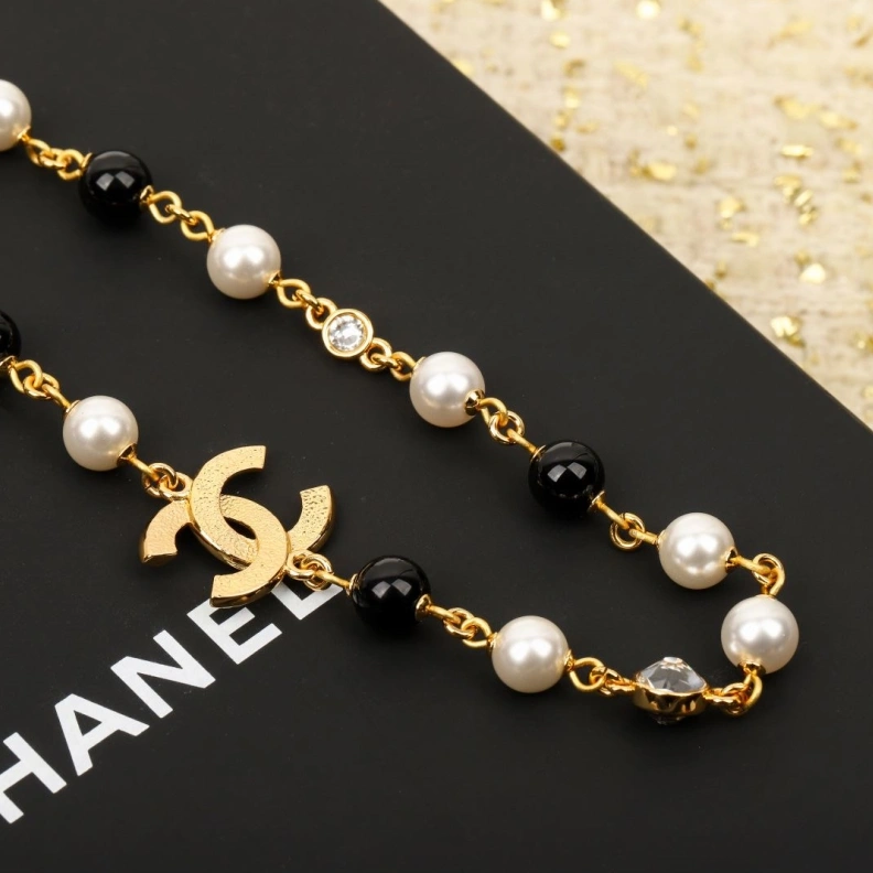 EyeCatching Chxnxl Necklaces 286772