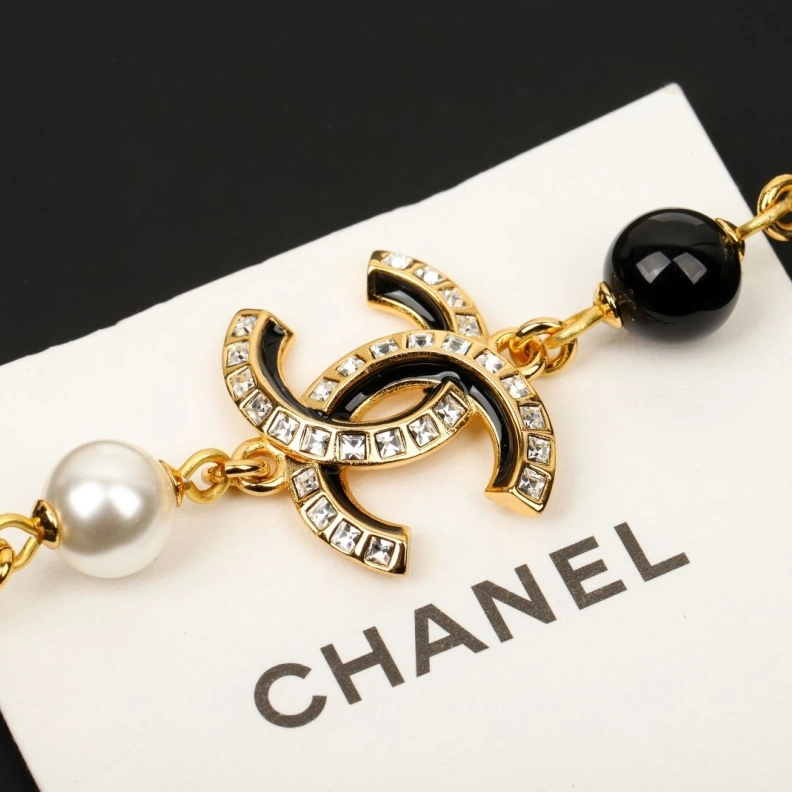 EyeCatching Chxnxl Necklaces 286772