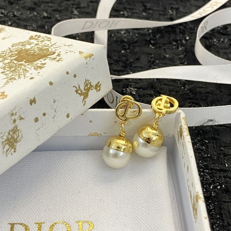 Fashionable Christian Dxxr Earrings 294528