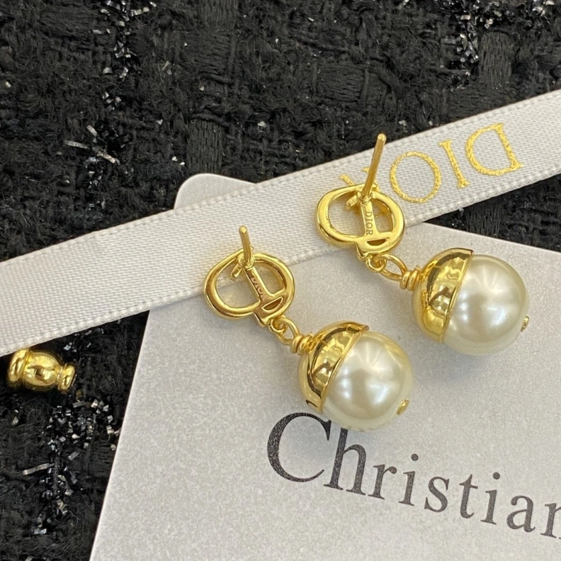 Fashionable Christian Dxxr Earrings 294528