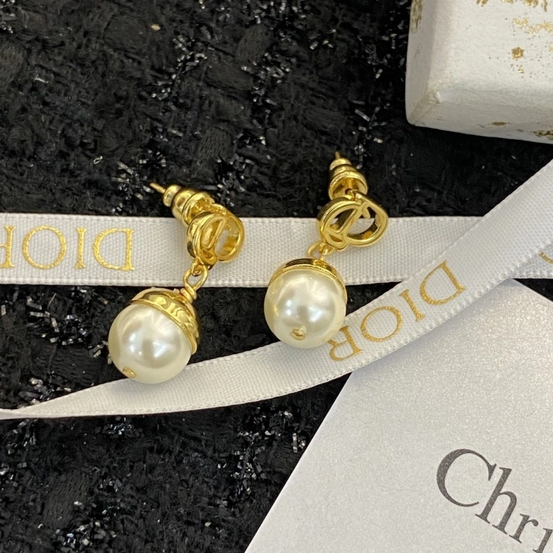 Fashionable Christian Dxxr Earrings 294528