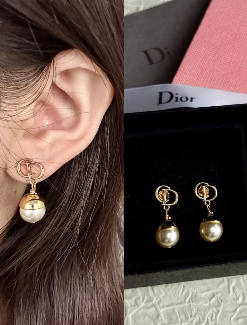 Fashionable Christian Dxxr Earrings 294528