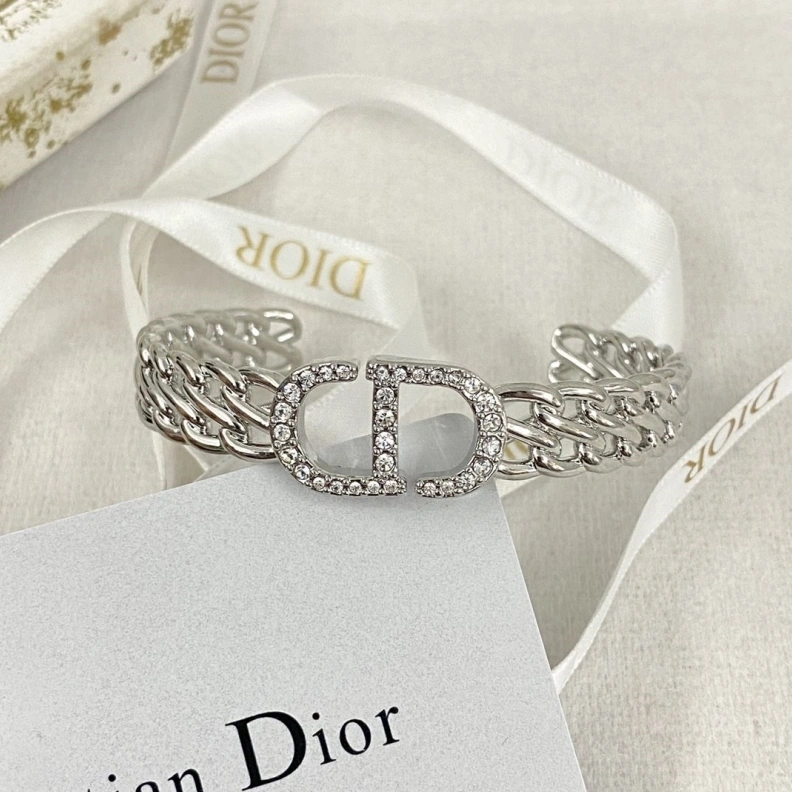 Fashionable Christian Dxxr Bracelets 294623