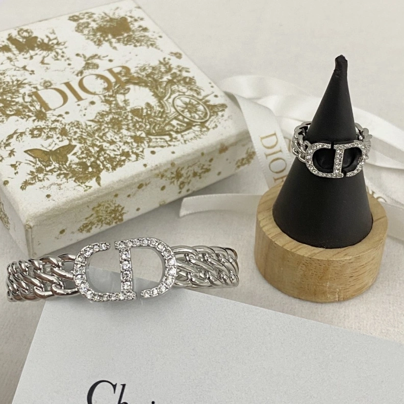 Fashionable Christian Dxxr Bracelets 294623