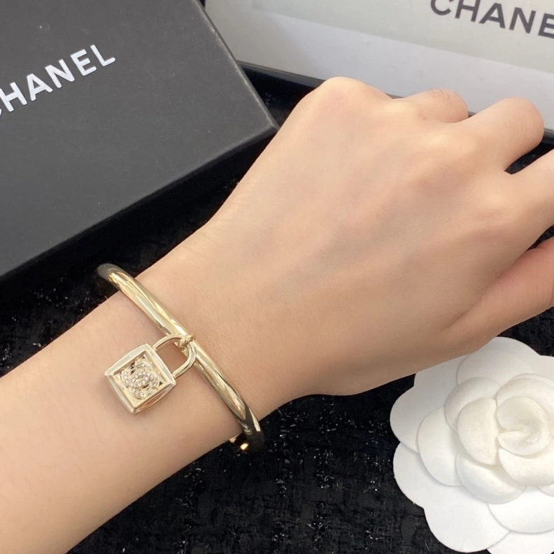 Functional Chxnxl Bracelets 287931