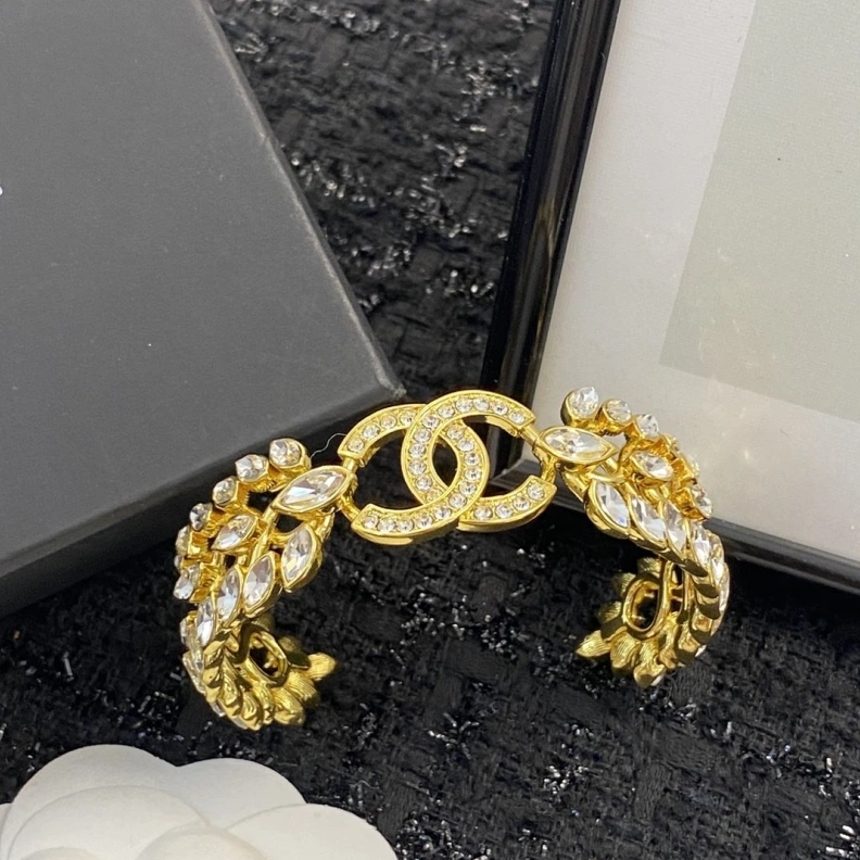 ModernLook Chxnxl Bracelets 287925