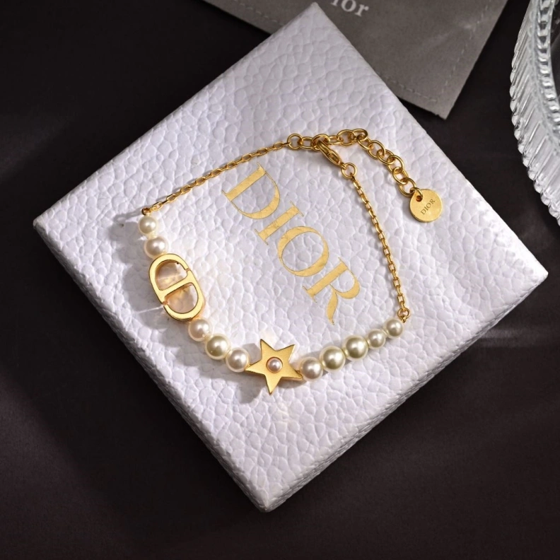 Reliable Christian Dxxr Necklaces 294388