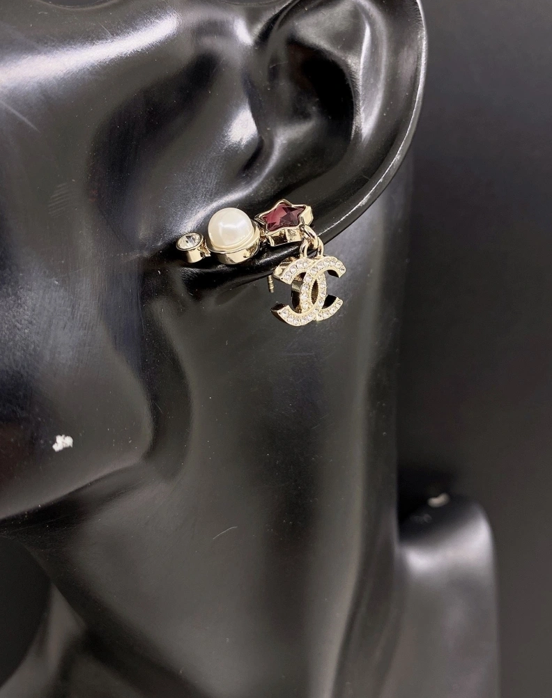 Durable Chxnxl Earrings 287442