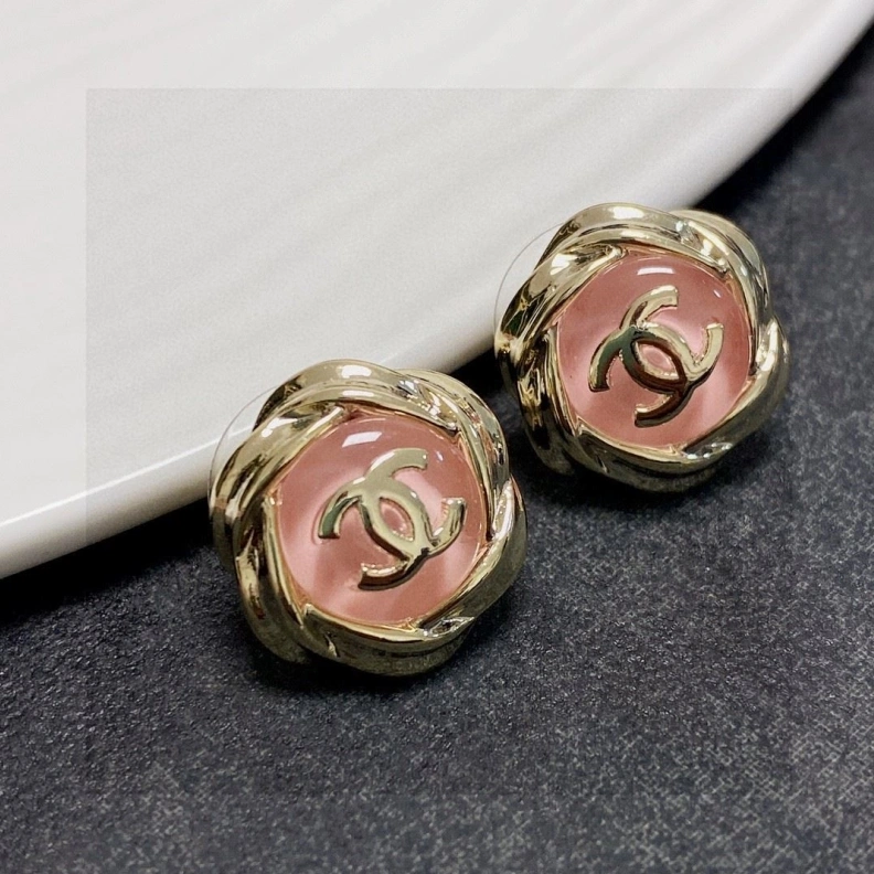 EyeCatching Chxnxl Earrings 287424