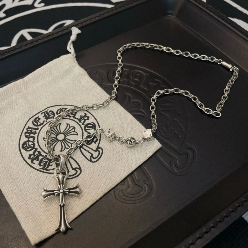 Sleek Chrxmx Hxxrts Necklaces 297852