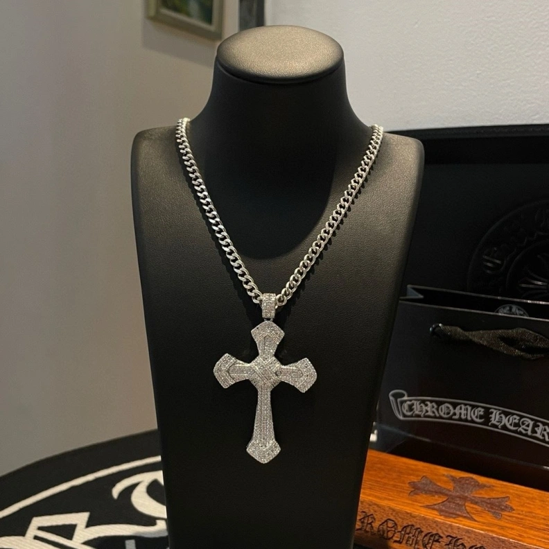 Chrxmx Hxxrts Necklaces Comfortable 297844