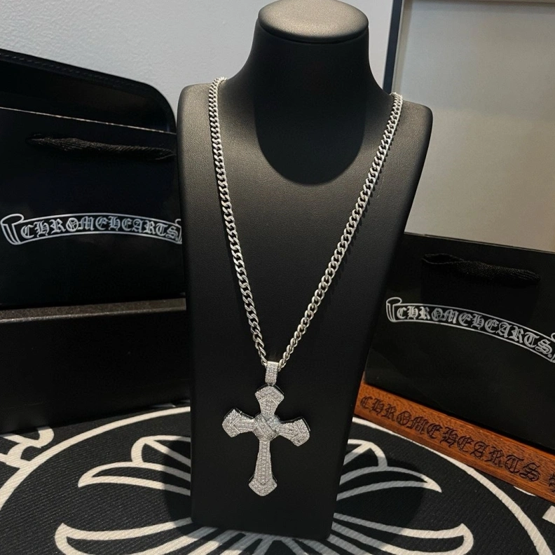 Chrxmx Hxxrts Necklaces Comfortable 297844