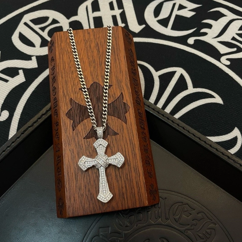 Chrxmx Hxxrts Necklaces Comfortable 297844