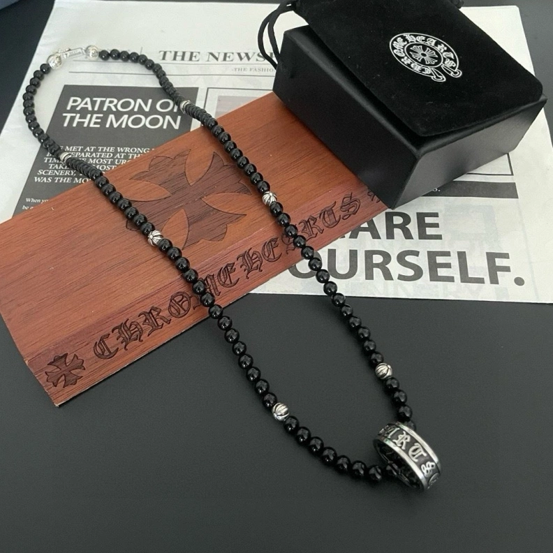 UrbanStyle Chrxmx Hxxrts Necklaces 297842