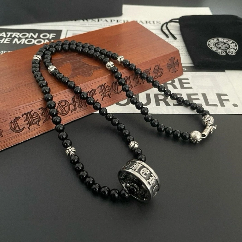 UrbanStyle Chrxmx Hxxrts Necklaces 297842