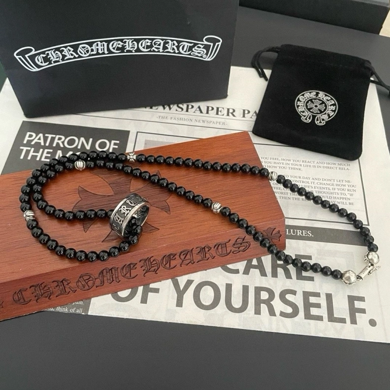 UrbanStyle Chrxmx Hxxrts Necklaces 297842