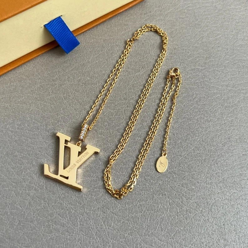 LX Necklaces Functional 309335