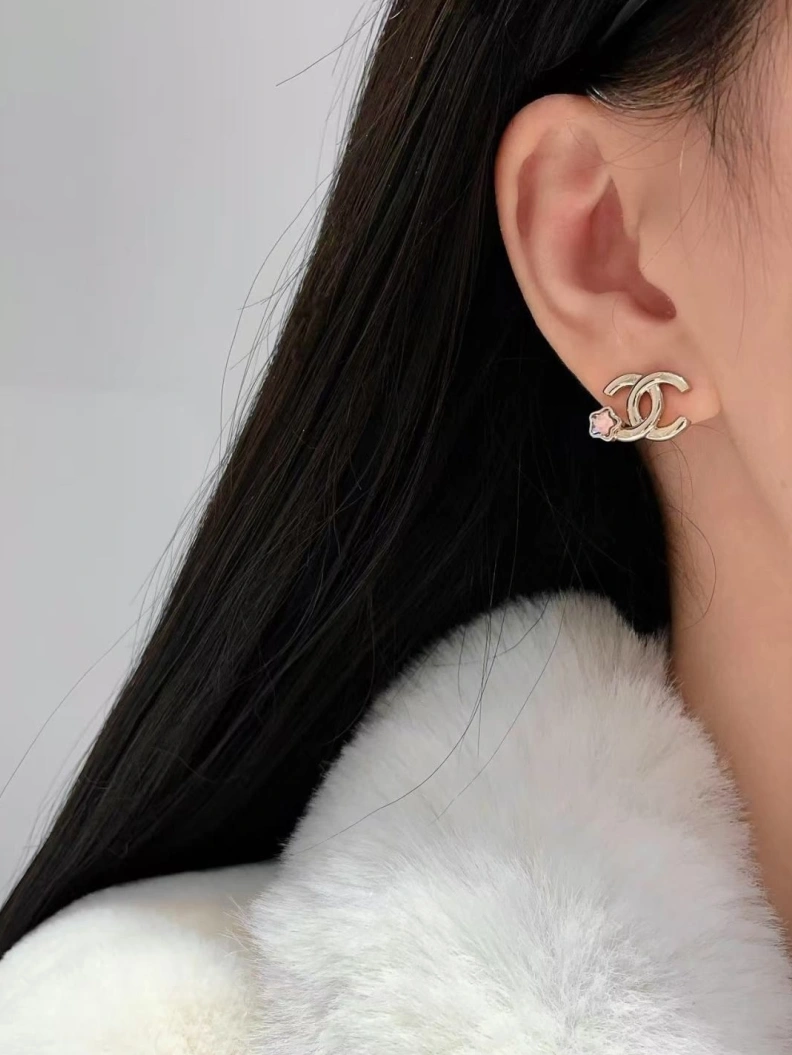 EyeCatching Chxnxl Earrings 287419
