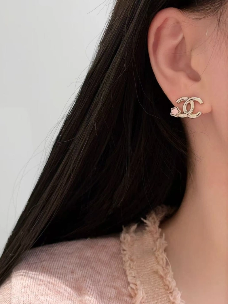 EyeCatching Chxnxl Earrings 287419