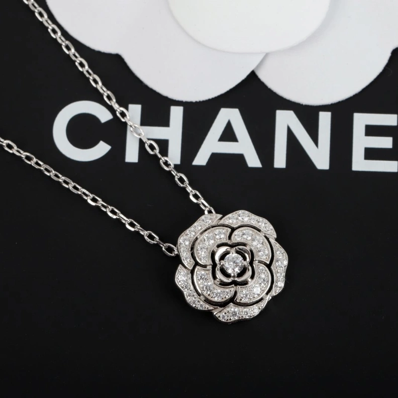 Swxrxvski Necklaces UrbanStyle 314984