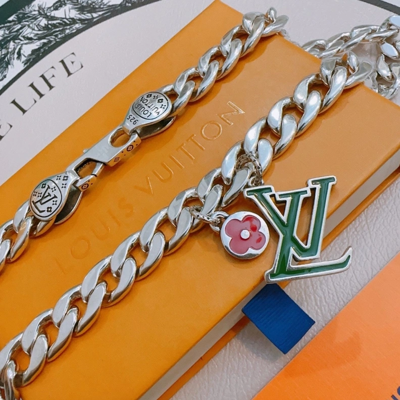 Flexible LX Necklaces 309319